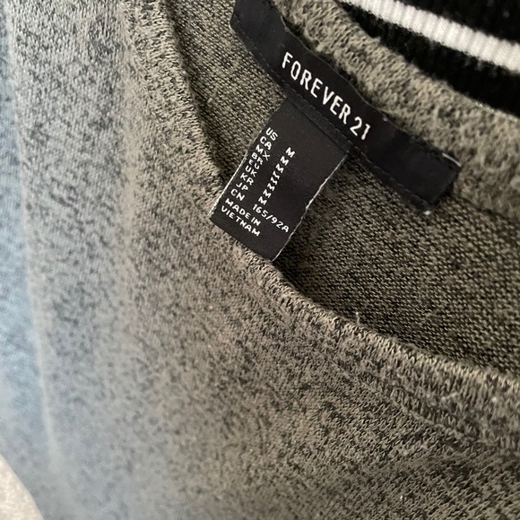 Cropped Tank Top - Picture 4 of 4